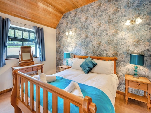 Viking Cottage - UK36662