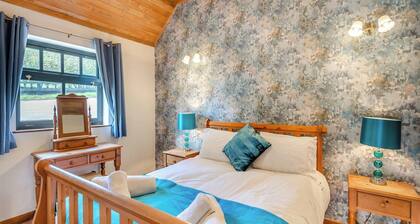 Viking Cottage - UK36662