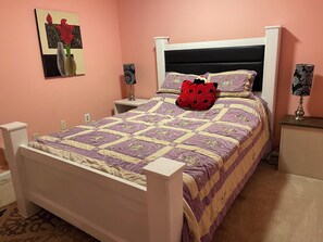 2 bedrooms, WiFi, bed sheets