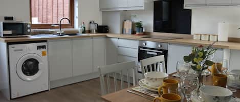 Standard Townhome | Private kitchen