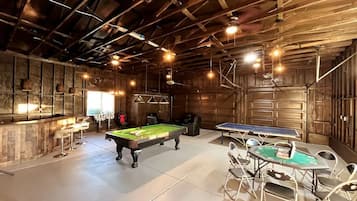 Spielezimmer