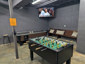 Spielezimmer