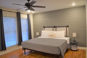 5 bedrooms, desk, iron/ironing board, free WiFi