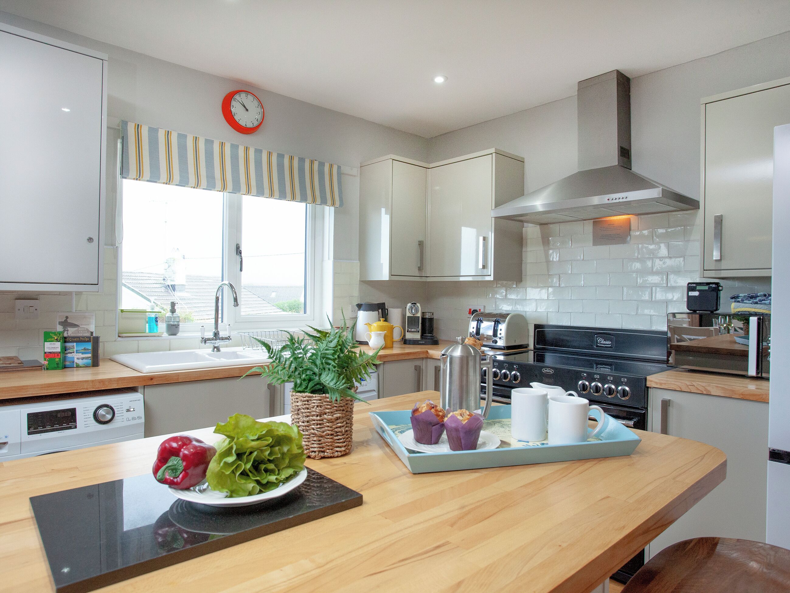 Dishwasher, highchair