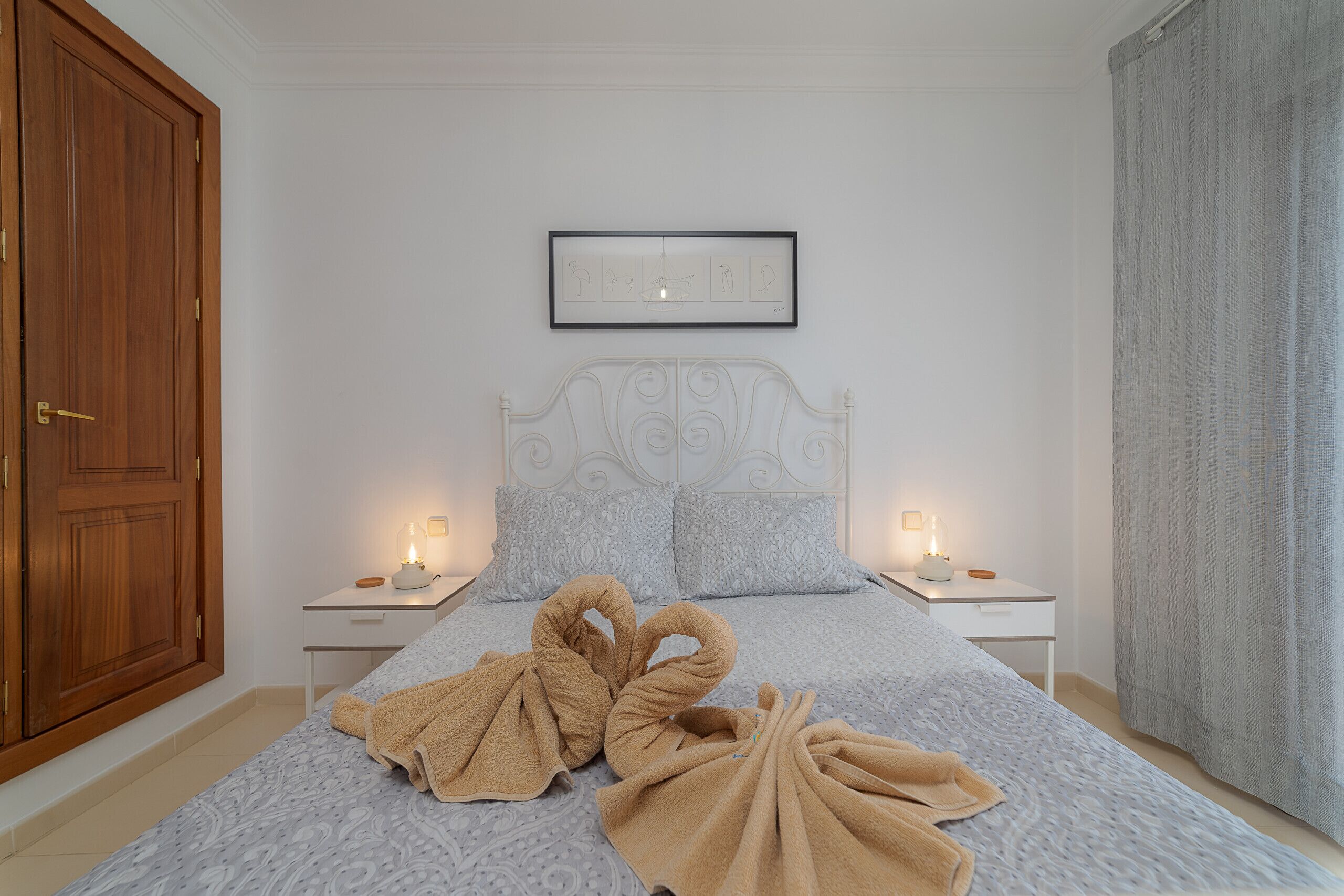 2 habitaciones, tabla de planchar con plancha y wifi gratis 