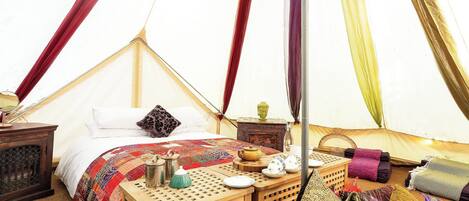 1 dormitori i roba de llit