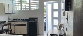 Carolina Studio close drive anywhere, no cleaning fee