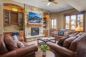 TV, fireplace, stereo - Highland at EagleRidge | Hot Tub | Penthouse Condo | Walk to Resort & More (Steamboat Springs)