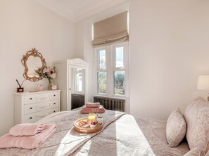 3 chambres, Wi-Fi gratuit, draps fournis