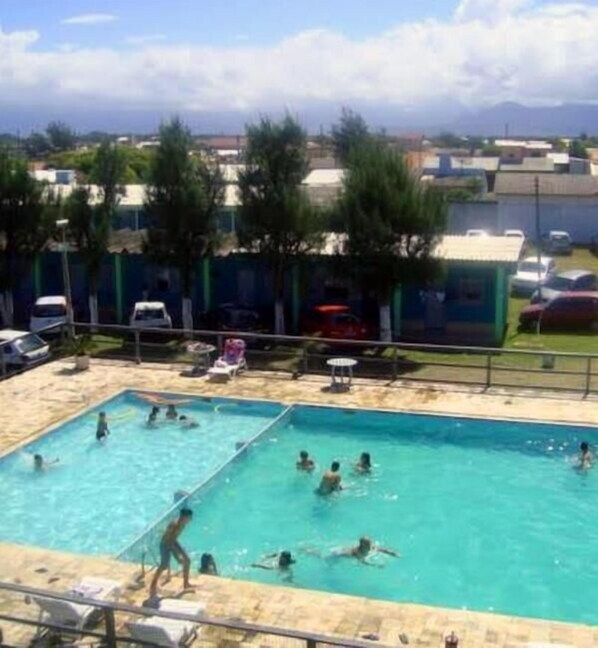 Outdoor pool, sun loungers