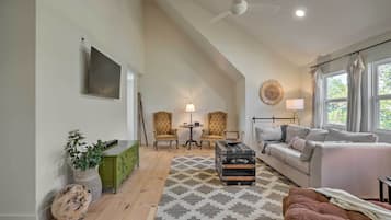 Roaring River Township Vacation Rental | 3BR | 2BA | Stairs Required For Access