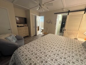 2 habitaciones, tabla de planchar con plancha y wifi gratis 