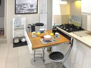 Lavastoviglie, seggiolone, freezer