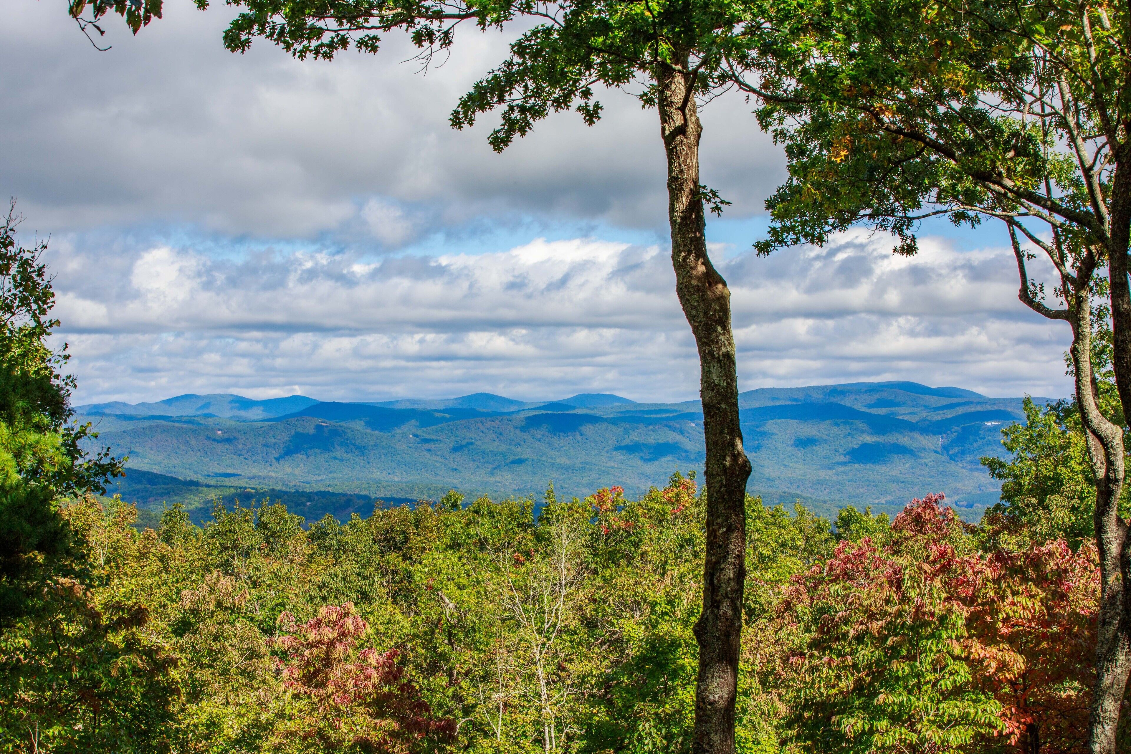 Spectacular Long Range Views & Hot Tub! | Enchanted Mountain Hideaway