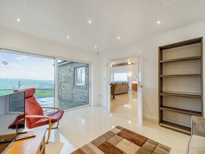 TV - Hen House View 1 - UK41552 (Haslingden, near Rossendale)