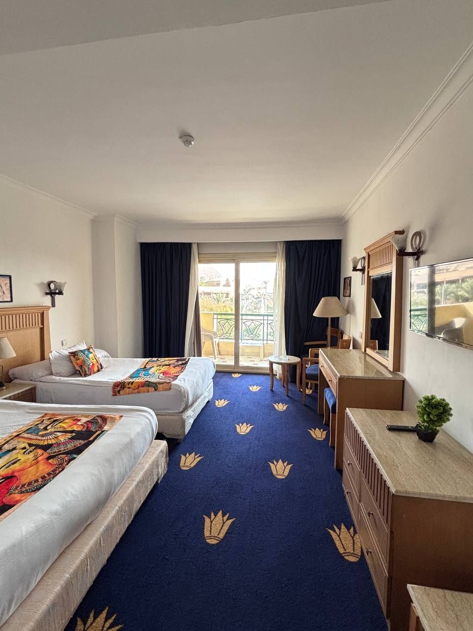 Panoramic Twin Room | Egyptian cotton sheets, premium bedding, Select Comfort beds