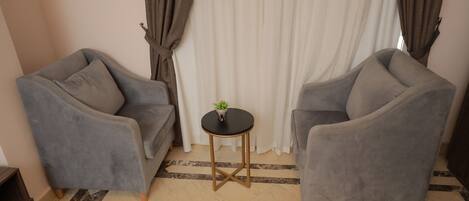 Panoramic Room