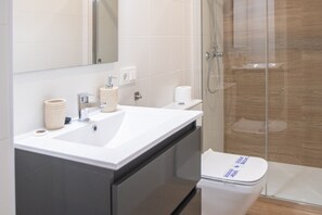 Shower - La Habanera de Cádiz Apartment (Cádiz)