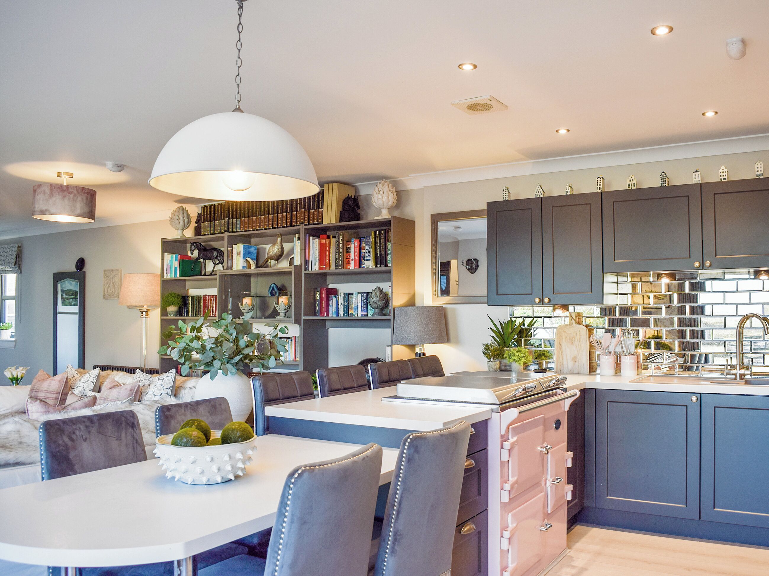 Dishwasher, freezer