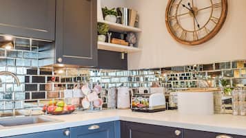 Lave-vaisselle, congélateur