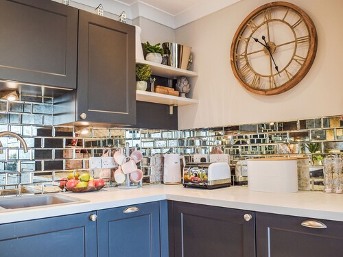 A beautiful rural location, close to Glasgow and Loch Lomond.