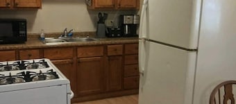 Cozy Bungalow Downtown Pine City