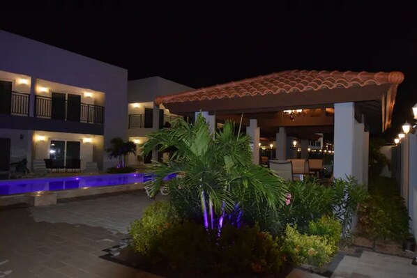 Terrace/patio - 30% OFF! Lotus Condo Arena at Eagle Beach #30 (Oranjestad-West)