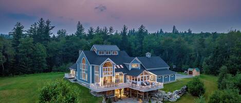 المنشأة من الخارج