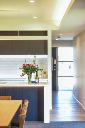 Dining - 39Carmine Five Star 4-bedroom Holiday Home (Appleby)