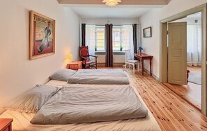 2 bedrooms, free WiFi