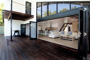 Televisión de pantalla plana 