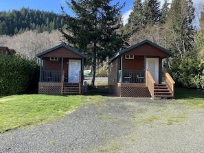 Economy Cabin, 1 Queen Bed, Non Smoking | Iron/ironing board, free WiFi, bed sheets - Waterfront at Potlatch (Shelton)