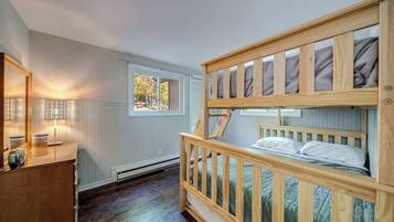 3 chambres, lit parapluie, Wi-Fi, draps fournis