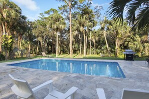 Alberca al aire libre 