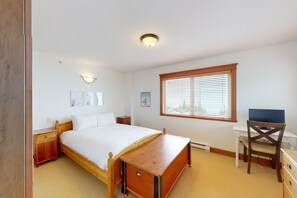 3 bedrooms, Internet, bed sheets