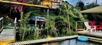 Villa Guatapé, swimming pool and private Jacuzzi. Medellin