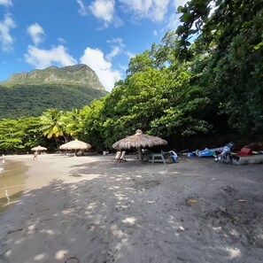 Liggestole, badehåndklæder