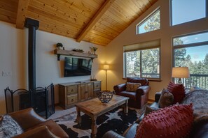 Tv, bordfodbold, bordtennisbord