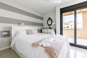 3 quartos, ferros/tábuas de passar roupa, Wi-Fi de cortesia