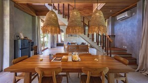 Villa, 2 Bedrooms | In-room dining - Amrani Diamond Beach Villas & Pool (Penida Island)