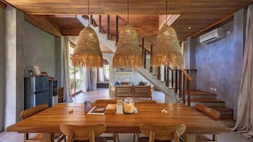 Villa, 2 Bedrooms | In-room dining