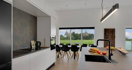 Nice home in Spøttrup with sauna