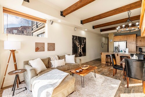 Redstone Condo in Great Location, Hot Tub & Year-Round Recreation! Park City Newark 38