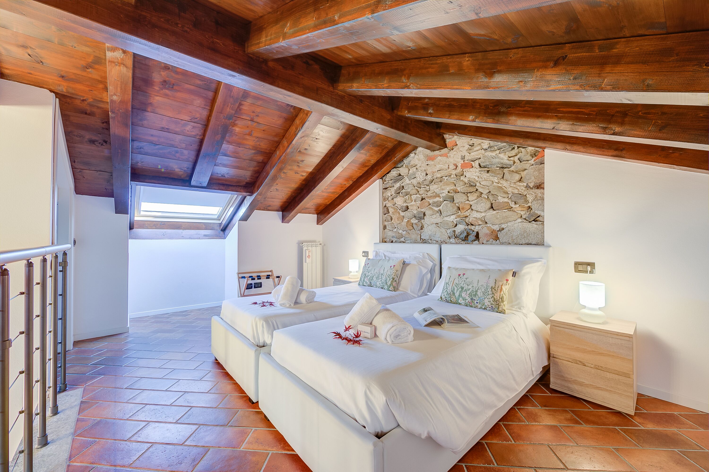 2 camere, ferro/asse da stiro, Wi-Fi gratuito, lenzuola