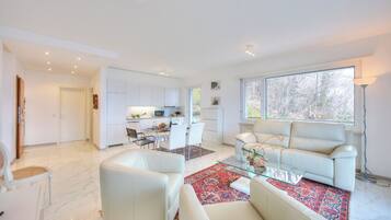 21-Zoll-Flachbildfernseher mit Kabelempfang