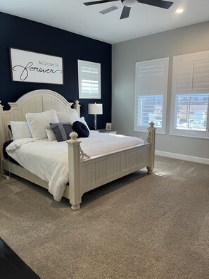 5 chambres, bureau, Wi-Fi gratuit, draps fournis