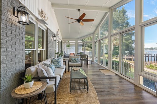 Strawberry Breeze by SoCharm | Private Beach, Hot Tub, Peaceful Neighborhood!