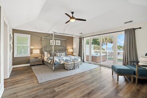 5 habitaciones, tabla de planchar con plancha y wifi gratis 