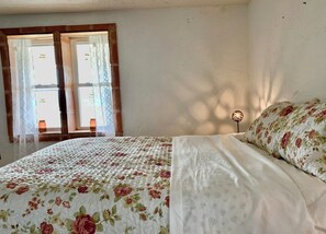 2 bedrooms, WiFi - LA HACIENDA DEL RIO<br>Lose Yourself. Find Yourself. Be Yourself. (Ruidosa)