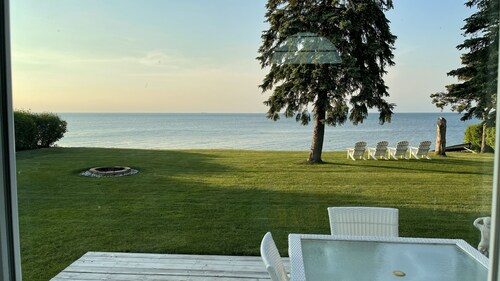 Huge Lake house with game room and bar